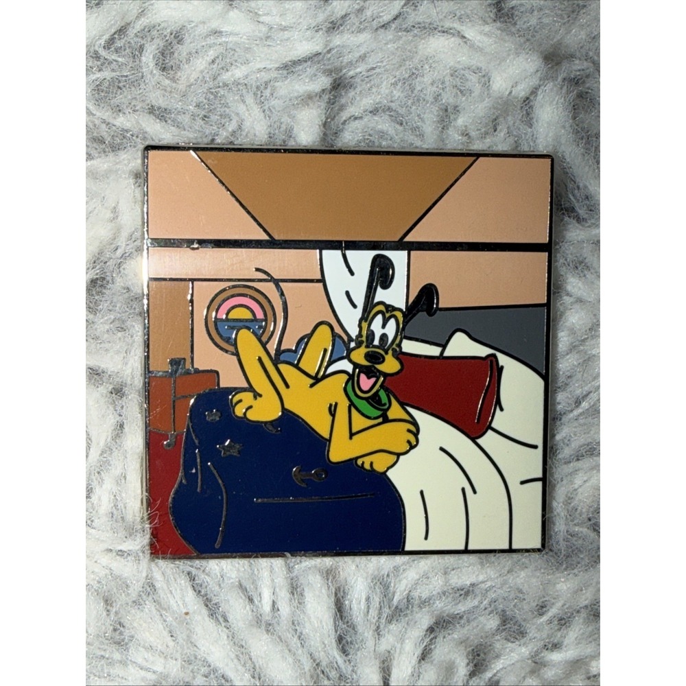 Disney Cruise Line Pluto Stateroom Pin 2011 Series 5 of 6 Enamel Lapel Pin